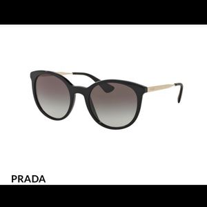 PRADA SHADES AUNTHENTIC❗️❗️